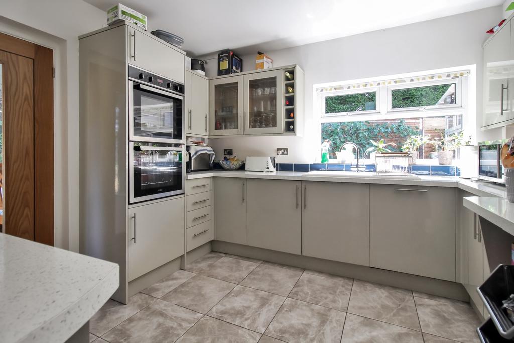 Kitchen 1
