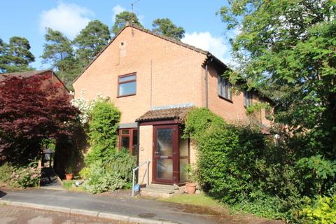 25 Woodpecker Close, Bordon