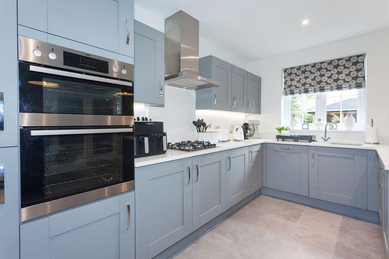 Dining kitchen
