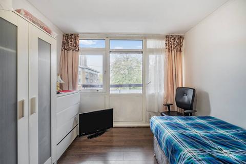 2 bedroom flat for sale, Norton House, Bigland Street, Shadwell, London, E1