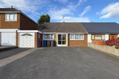 2 bedroom semi-detached bungalow for sale, High Street, Burntwood, WS7 1LX