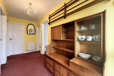 2 bedroom semi-detached bungalow for sale, High Street, Burntwood, WS7 1LX