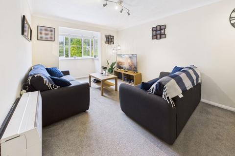 2 bedroom apartment for sale, KEARTON PLACE - CATERHAM