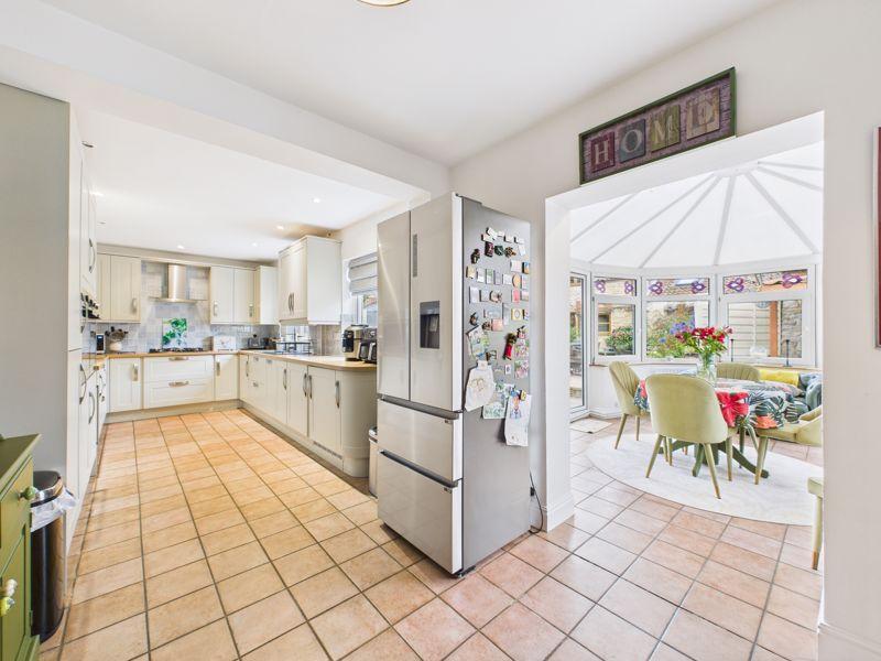 Kitchen through to
