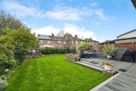 4 bedroom semi-detached house for sale, Manchester Road, Bury