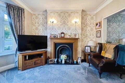 4 bedroom semi-detached house for sale, Manchester Road, Bury
