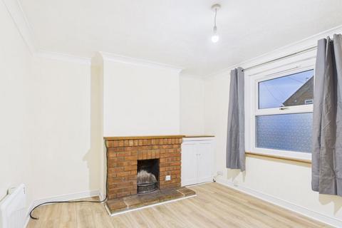 2 bedroom terraced house to rent, Whytefield Road, Ramsey