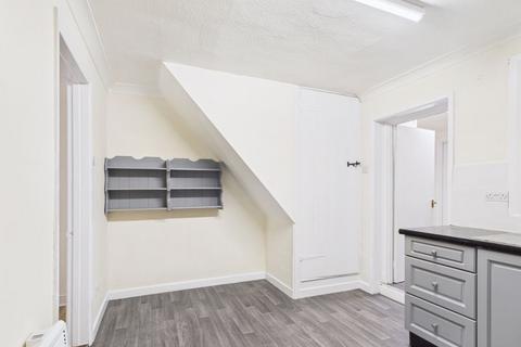 2 bedroom terraced house to rent, Whytefield Road, Ramsey