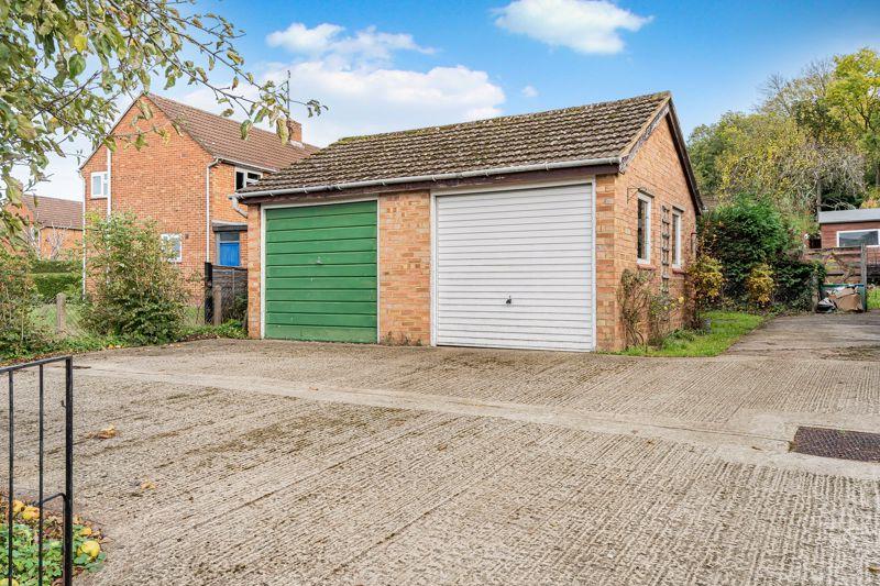Double Garage &amp;...