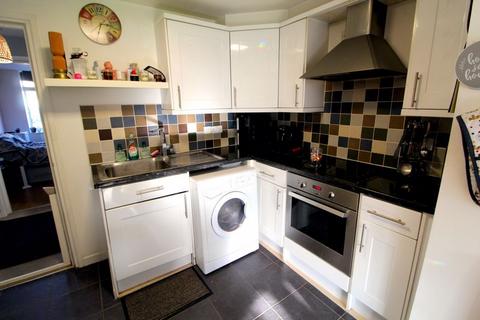2 bedroom ground floor flat for sale, Callicroft Road, Patchway