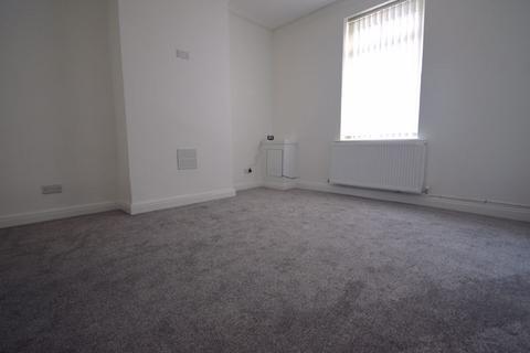 3 bedroom terraced house to rent, Bryn Street, Ashton in Makerfield