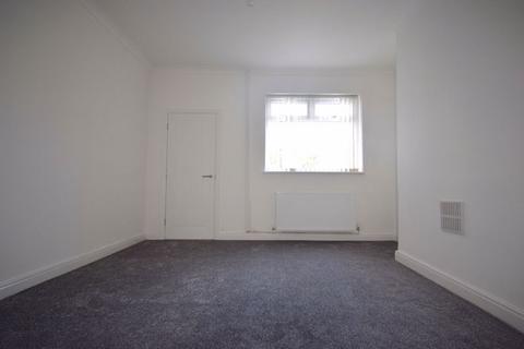 3 bedroom terraced house to rent, Bryn Street, Ashton in Makerfield
