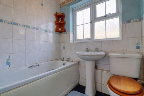 2 bedroom detached bungalow for sale, Lark Rise, Scotter