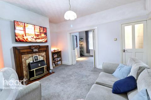 3 bedroom terraced house for sale, St Hildas Road, Pontypool