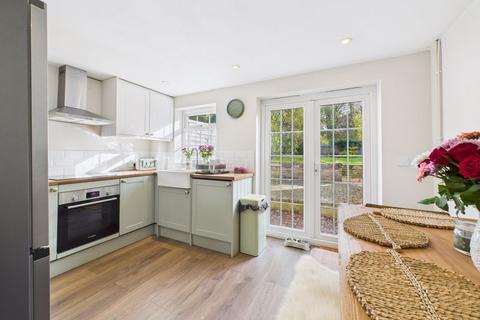 2 bedroom terraced house for sale, Castle Street, Rochester