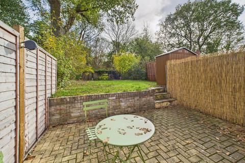 2 bedroom terraced house for sale, Castle Street, Rochester