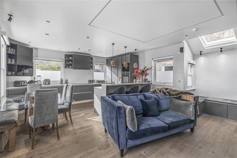 3 bedroom maisonette for sale, Edenvale Street, London, SW6