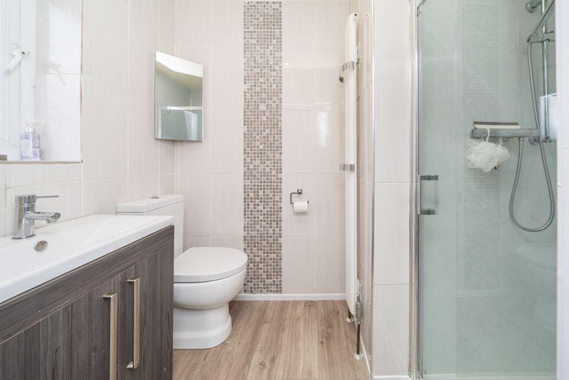 Bedroom 1 en suite