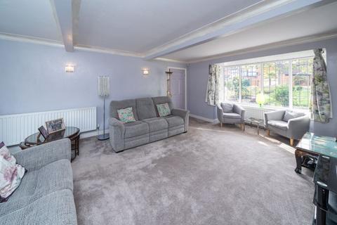 4 bedroom detached house for sale, 2 The Woodlands, Stourbridge DY8