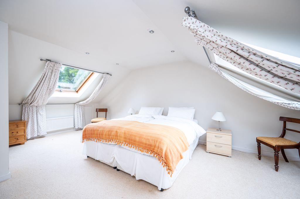 Bedroom / Guest...