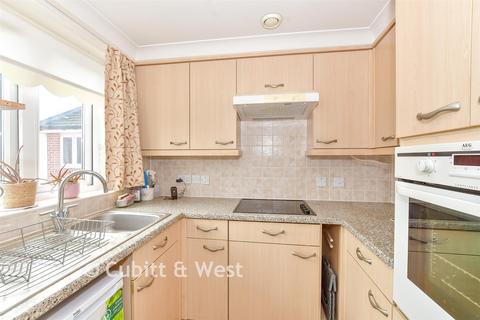 undefined, London Road, Cowplain, Waterlooville, Hampshire