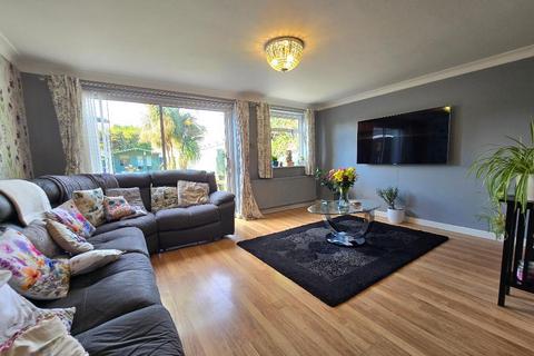 3 bedroom semi-detached house for sale, Wakering Road, Shoeburyness, Essex, SS3 9SY