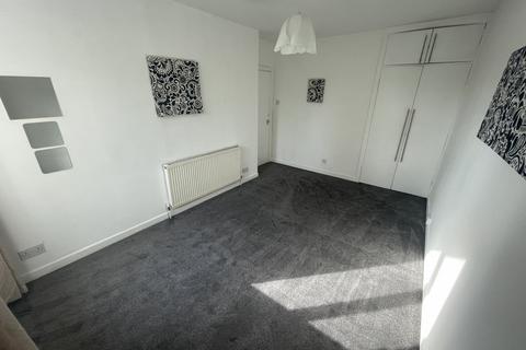 undefined, West Drive, Birmingham, West Midlands, B5