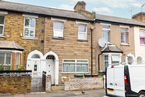 3 bedroom terraced house for sale, St. Andrew's Road, London E17