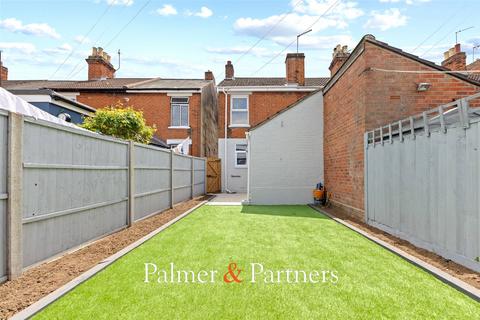 2 bedroom end of terrace house for sale, Kendall Road, New Town, Colchester, Essex, CO1