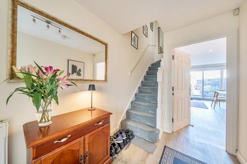 undefined, Edson Close, Watford, Hertfordshire