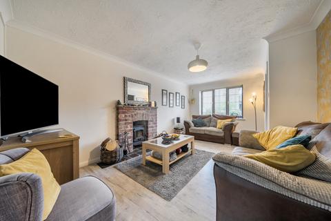 4 bedroom detached house for sale, Schofield Gardens, Witney, Oxfordshire