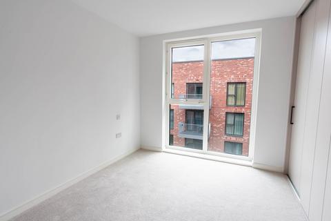 2 bedroom flat to rent, 9 Samara Drive, Southall UB1