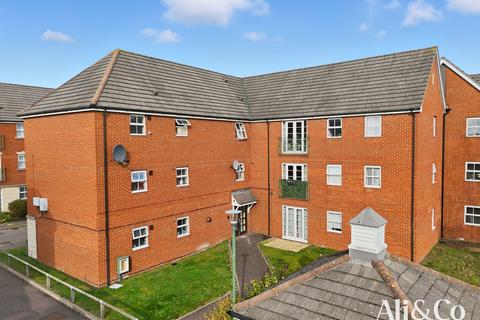2 bedroom apartment for sale, Rawlyn Close, Grays