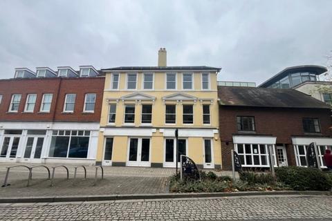 Office to rent, 31-33 High St Crawley RH10 1BQ