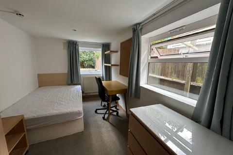 1 bedroom in a house share to rent, Birmingham B29