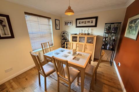 undefined, Grifon Road, Chafford Hundred, Essex, RM16 6RJ