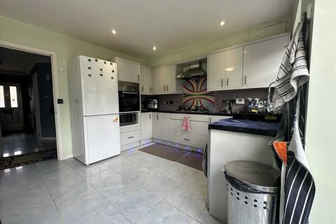 undefined, Rosebates Drive, London