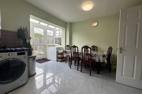 undefined, Rosebates Drive, London