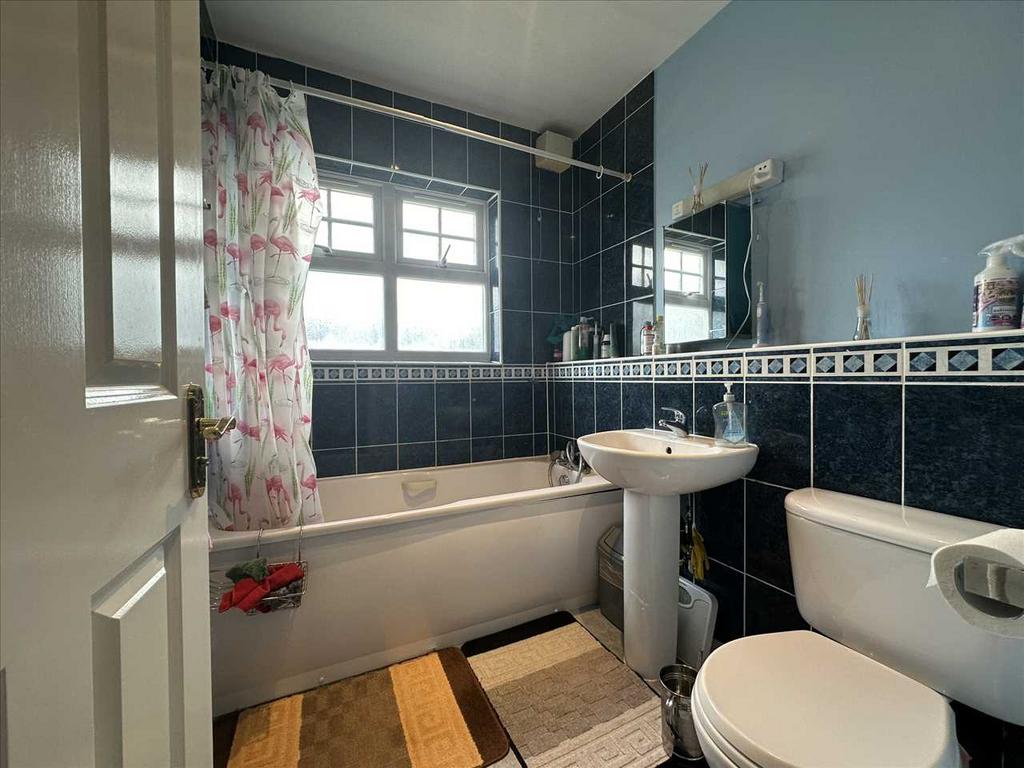 1st floor bathroom