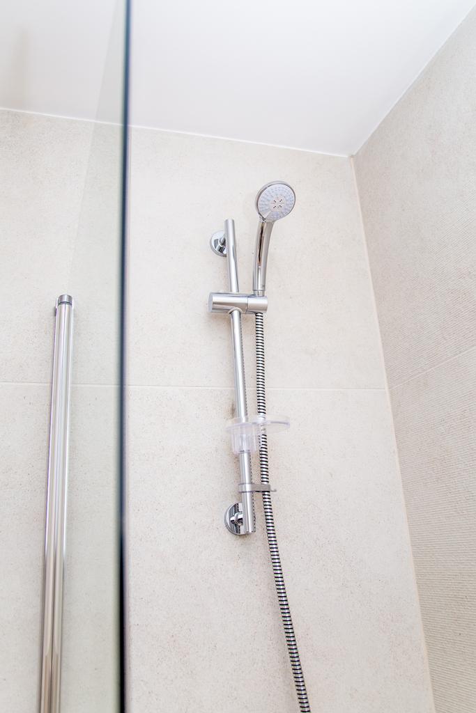 Main Bathroom Shower