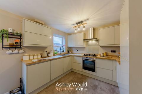 3 bedroom detached house for sale, Belvoir Close, Dudley DY1