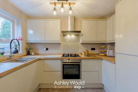 3 bedroom detached house for sale, Belvoir Close, Dudley DY1