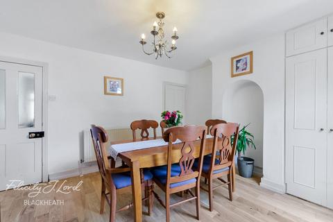 undefined, Riverdale Road, London
