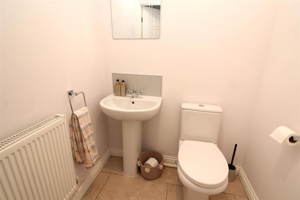 Cloakroom/WC