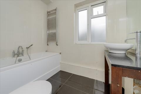1 bedroom flat for sale, Clifton Avenue, Shepherd's Bush W12