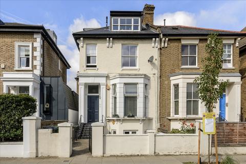 2 bedroom flat for sale, Devonport Road, Shepherd's Bush W12