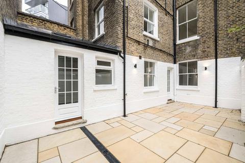 undefined, Southwark Bridge Road, London SE1