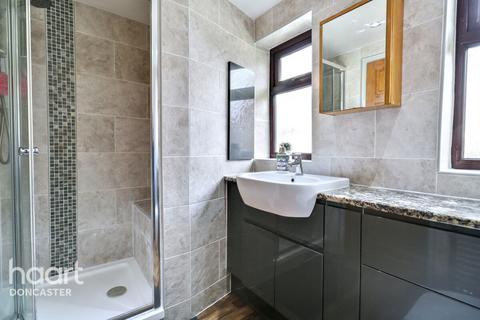 3 bedroom semi-detached house for sale, Chestnut Avenue, Rossington, Doncaster