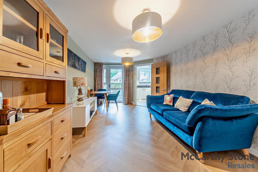 8667584-interior11-800.jpg
