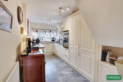 undefined, Beauchamp Meadow, Lydney, Gloucestershire. GL15 5NS